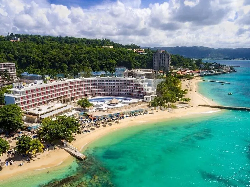 Grand Decameron Cornwall Beach, A Trademark All-Inclusive Resort 4*, Montego Bay