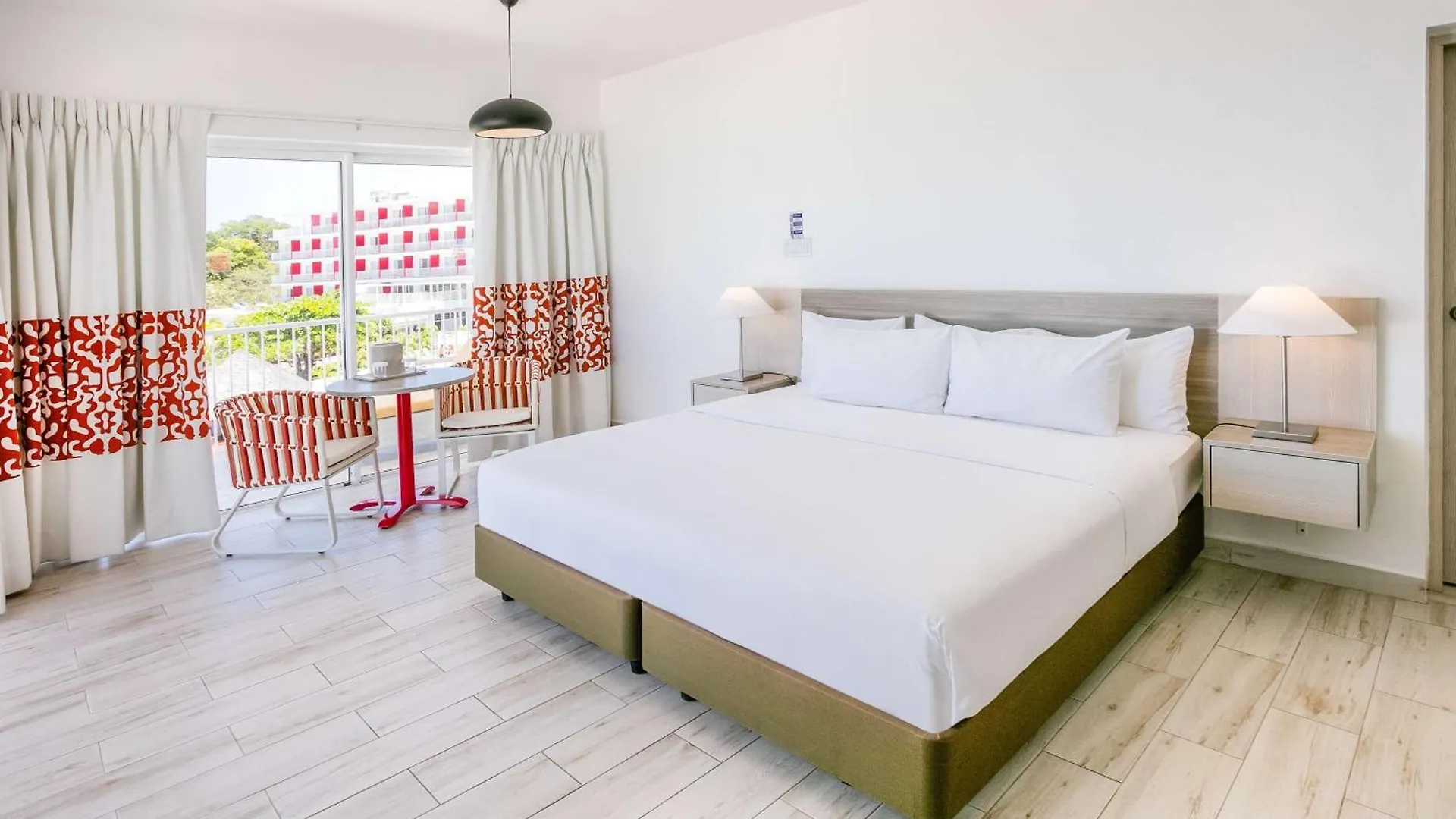 Grand Decameron Cornwall Beach, A Trademark All-Inclusive Resort Montego Bay