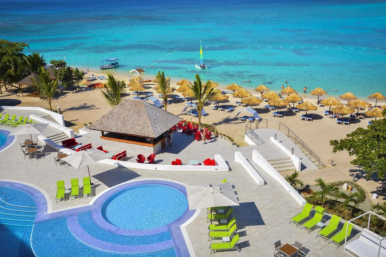 Grand Decameron Cornwall Beach, A Trademark All-Inclusive Resort Montego Bay 4*,