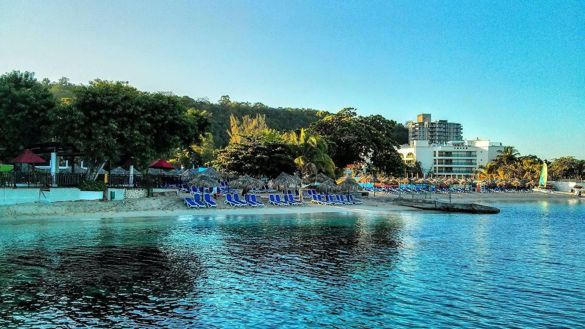 ****  Grand Decameron Cornwall Beach, A Trademark All-Inclusive Resort Jamaica